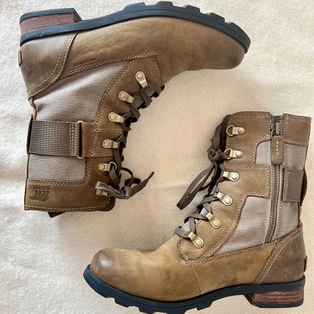 Sorel -  Emelie Conquest Olive Green Waterproof Boots (8.5)